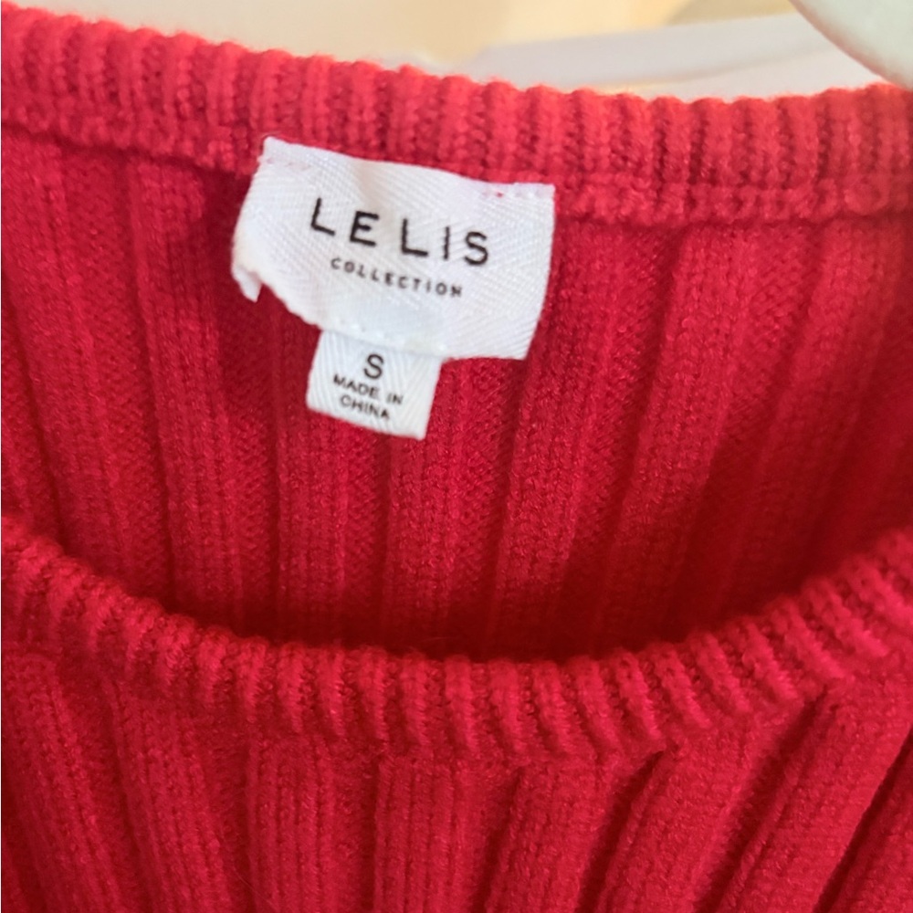 VICI SLEEVELESS ASYMMETRIC SWEATER TOP - Picture 4 of 4